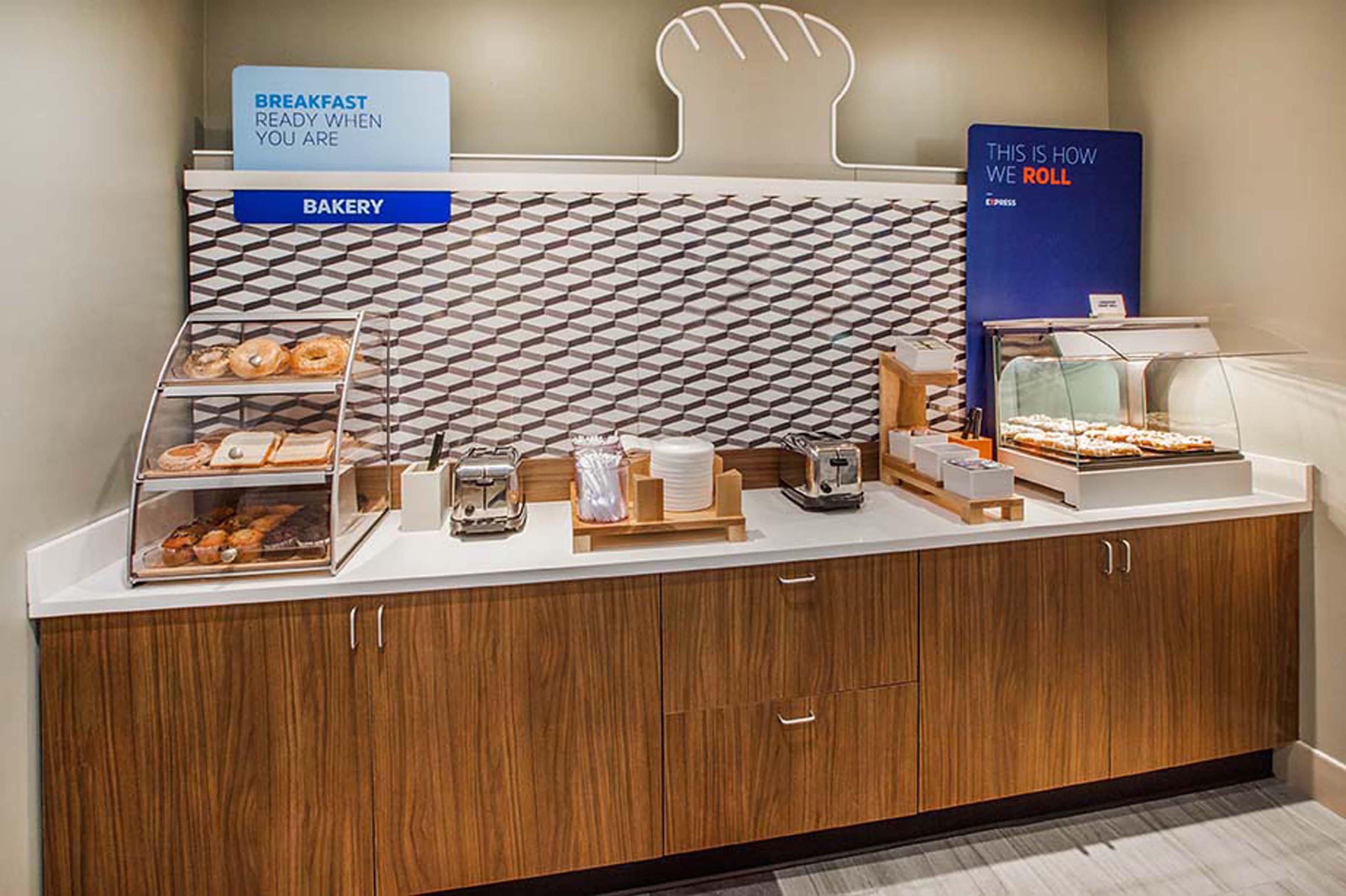 Holiday Inn Express Hotel & Suites Bainbridge By Ihg Екстериор снимка